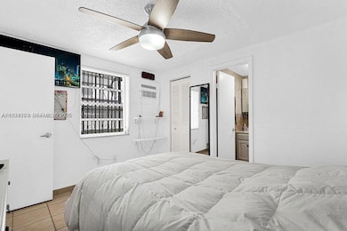 911 E 9th Place, Hialeah, FL 33010 - photo 5