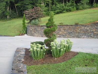 Landscaping: Beautiful landscaping compliments the