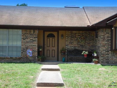 5921 Whispering Ln, Tyler, TX 75707 - photo 4