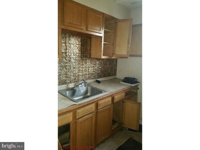 2880 Clinton St, Camden, NJ 08105 - photo 3