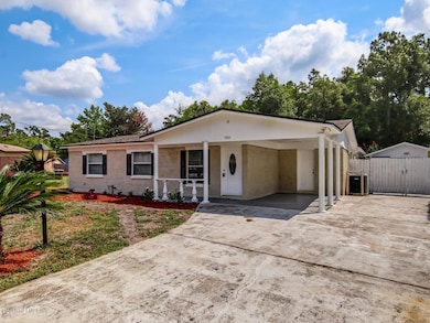 5861 Buckley Dr, Jacksonville, FL 32244 - photo 4