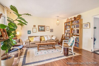 Living room 2