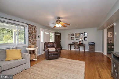 6691 Maxwell Ave, Warrenton, VA 20187 - photo 6