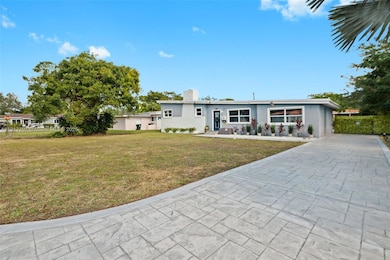 281 Iroquois St, Miami Springs, FL 33166 - photo 2