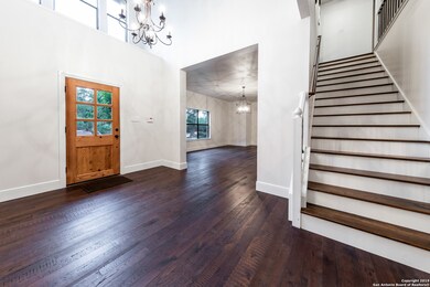 10815 Hunters Way, Helotes, TX 78023 - photo 6