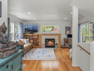 165 Alexander Overlook-006-007-C12A8098-