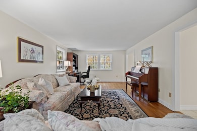 8 Athena Cir, Andover, MA 01810 - photo 4