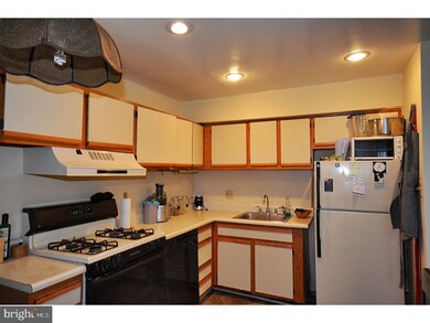 1580 Alta Dr unit 12, Whitehall, PA 18052 - photo 7