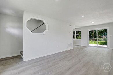 Living Room/Dining combo