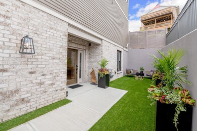 142 W 13th_02