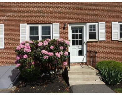 112 Emerson Gardens unit 112, Lexington, MA 02420 - photo 3