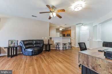 2610 Chapel Lake Dr unit 109, Gambrills, MD 21054 - photo 4