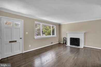2506 Buckelew Dr, Falls Church, VA 22046 - photo 5