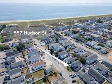 Aerial Photo Showing Proximity to the Beach!