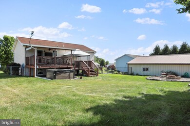 1258 Courtney Dr, Chambersburg, PA 17201 - photo 5