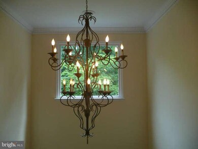 7010 Bloomsbury Ln, Spotsylvania, VA 22553 - photo 6