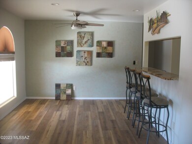 5653 Circle Z Dining Area