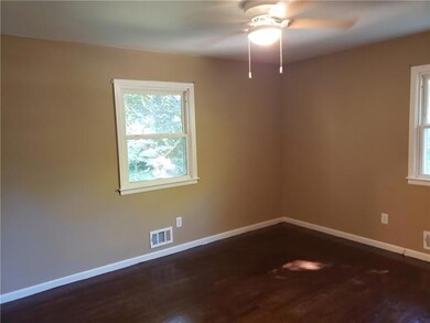 507 S Adams St, Raymore, MO 64083 - photo 6