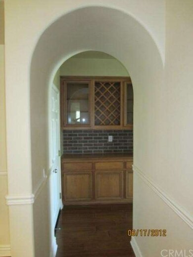 Dining Room to Butler Pantry to Kitchen