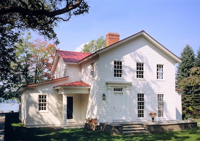 7 Steamboat Dock Ln, Barrytown, NY 12507 - photo 2