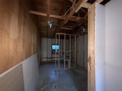 222 York St, Yorktown, TX 78164 - photo 5