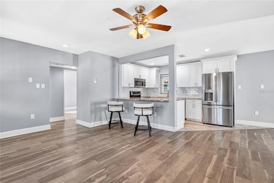 2000 76th St N, Saint Petersburg, FL 33710 - photo 2