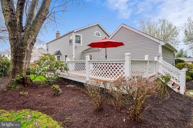 20300 Watkins Meadow Dr, Germantown, MD 20876 - photo 2