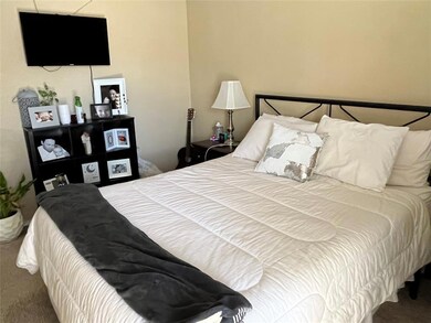 2400 Aquaduct Dr, Bedford, TX 76022 - photo 6