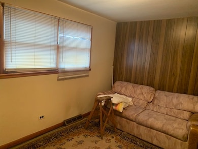 12613 S Marshfield Ave, Calumet Park, IL 60827 - photo 7