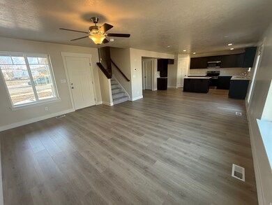 443 N 500 E unit LOT 2, Salem, UT 84653 - photo 5