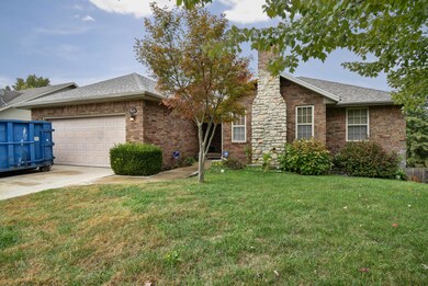 621 Tucker Bay Cir, Nixa, MO 65714 - photo 2