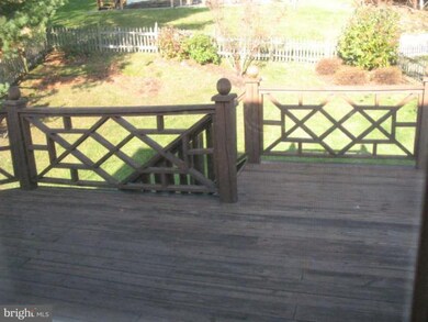 9066 Waltham Woods Rd, Parkville, MD 21234 - photo 4