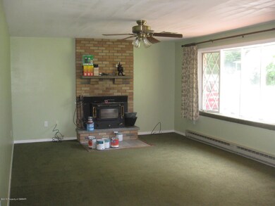 10 Foster Ave, Harveys Lake, PA 18618 - photo 4