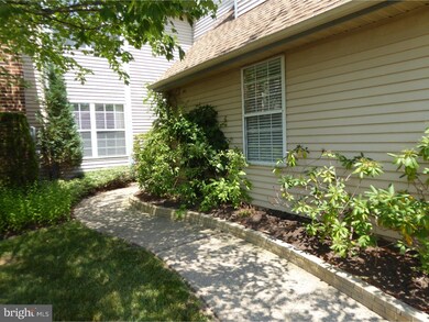 112 Allem Ln unit 112, Perkasie, PA 18944 - photo 2