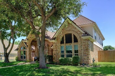 1736 Woodhill Ln, Bedford, TX 76021 - photo 2