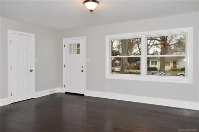 Gleaming Hardwoods Throughout!
