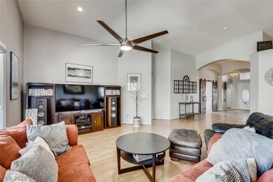 Very open floor plan! Super for your elegant and c