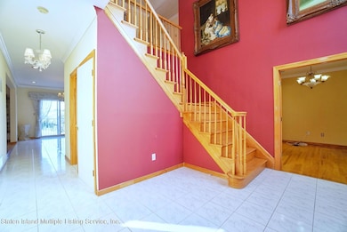70 Michael Loop, Staten Island, NY 10301 - photo 4