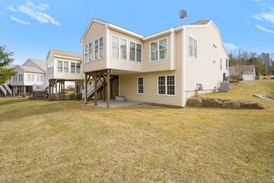 10 Andrews Dr, Uxbridge, MA 01569 - photo 2