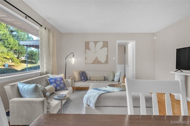 1002 Rosedale Dr, Montgomery, AL 36107 - photo 4