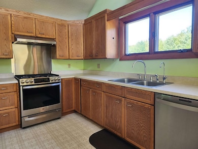 282 Carley Rd, Peterborough, NH 03458 - photo 7