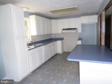 7291 Fort Ashby Rd, Keyser, WV 26726 - photo 6