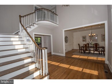 1085 Maple Hill Ln, Malvern, PA 19355 - photo 3