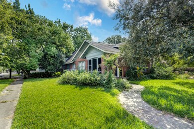 1901 Elmen St, Houston, TX 77019 - photo 3