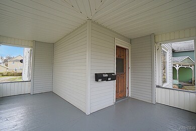 279 Wheatfield St, North Tonawanda, NY 14120 - photo 3