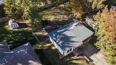 1620 N Belvidere Ave, Independence, MO 64056 - photo 5