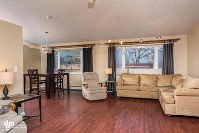 1605 Cara Loop Anchorage AK-large-005-20