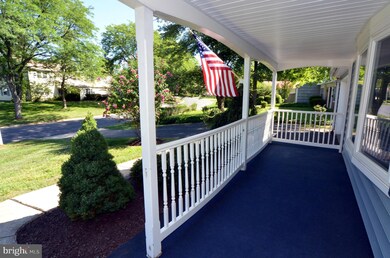 2705 Felter Ln, Bowie, MD 20715 - photo 2