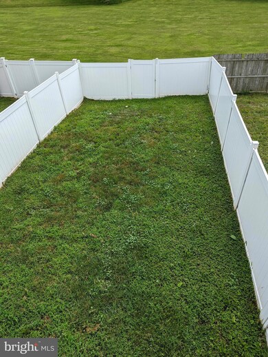 214 Lily Ct, Hagerstown, MD 21740 - photo 6