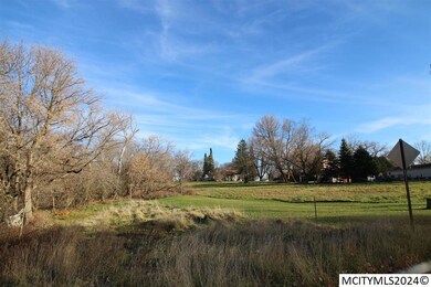 0 N Cedar unit 240237, Nora Springs, IA 50458 - photo 2